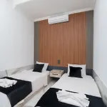 Kalkan'da Deniz Manzarali Lueks Tatil Villasi וילה קס