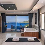 Kalkan'da Deniz Manzarali Lueks Tatil Villasi * קס