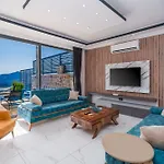 Kalkan'da Deniz Manzarali Lueks Tatil Villasi וילה