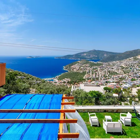 Kalkan'da Deniz Manzarali Lueks Tatil Villasi 别墅 卡斯