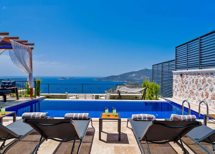 Kalkan'da Deniz Manzarali Lueks Tatil Villasi * 卡斯