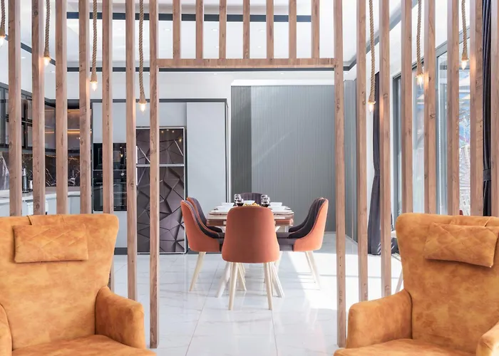 Kalkan'da Deniz Manzarali Lueks Tatil Villasi 别墅