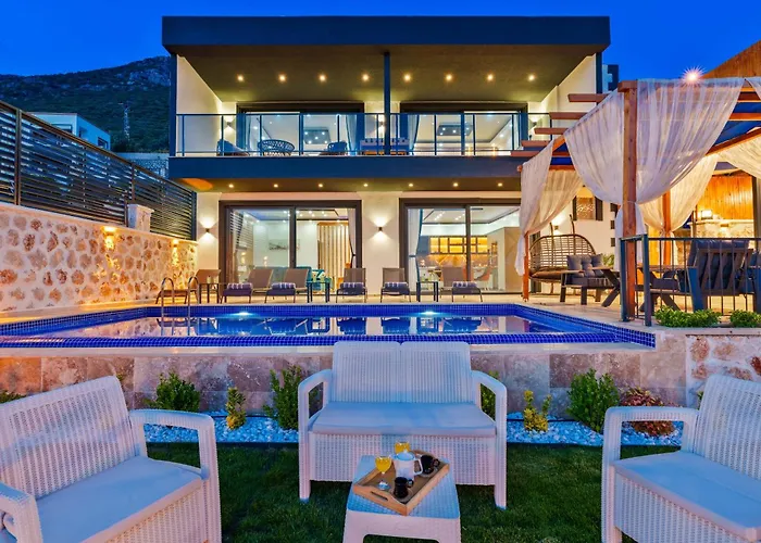 Kalkan'da Deniz Manzarali Lueks Tatil Villasi 别墅 卡斯