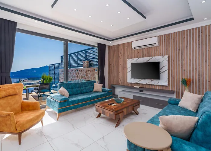 Kalkan'da Deniz Manzarali Lueks Tatil Villasi 别墅